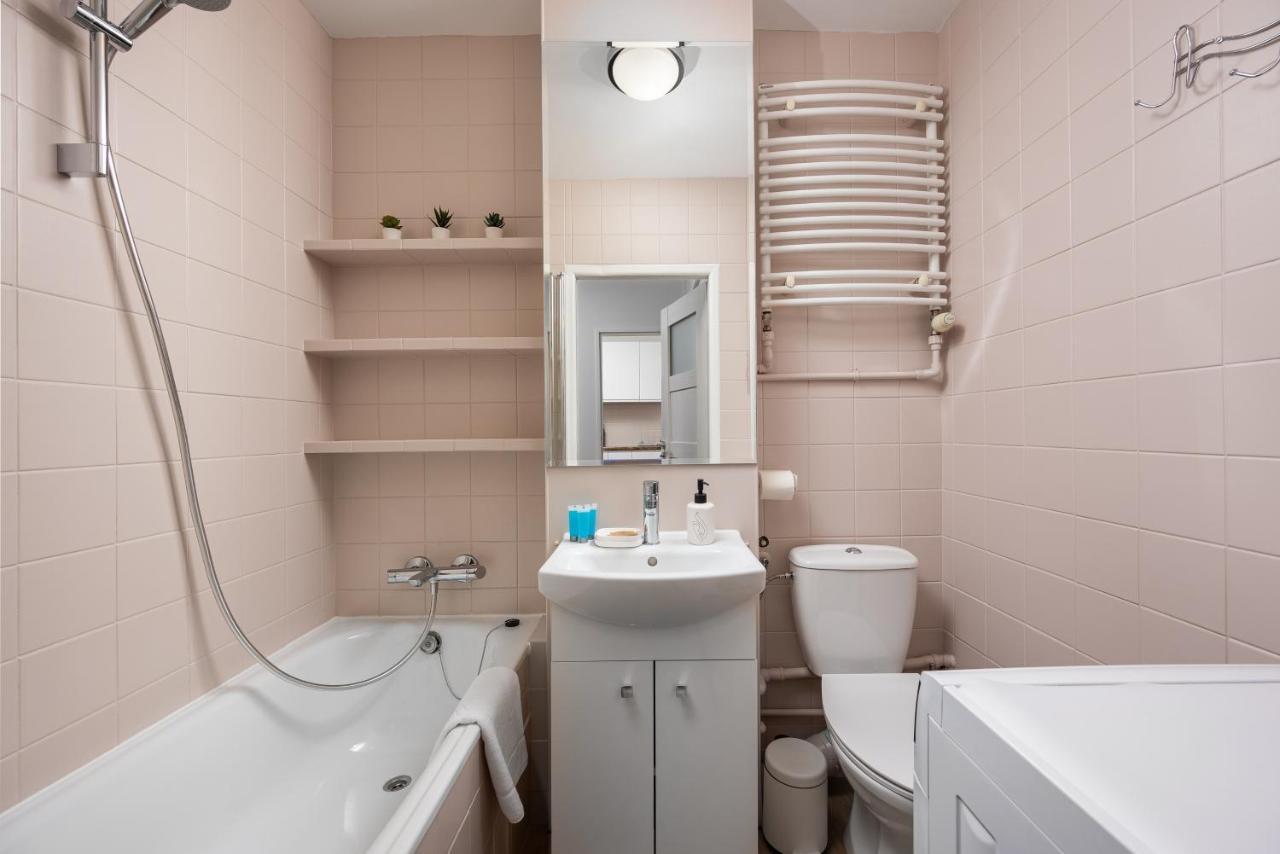 9Th Floor City View Apartment Варшава Экстерьер фото