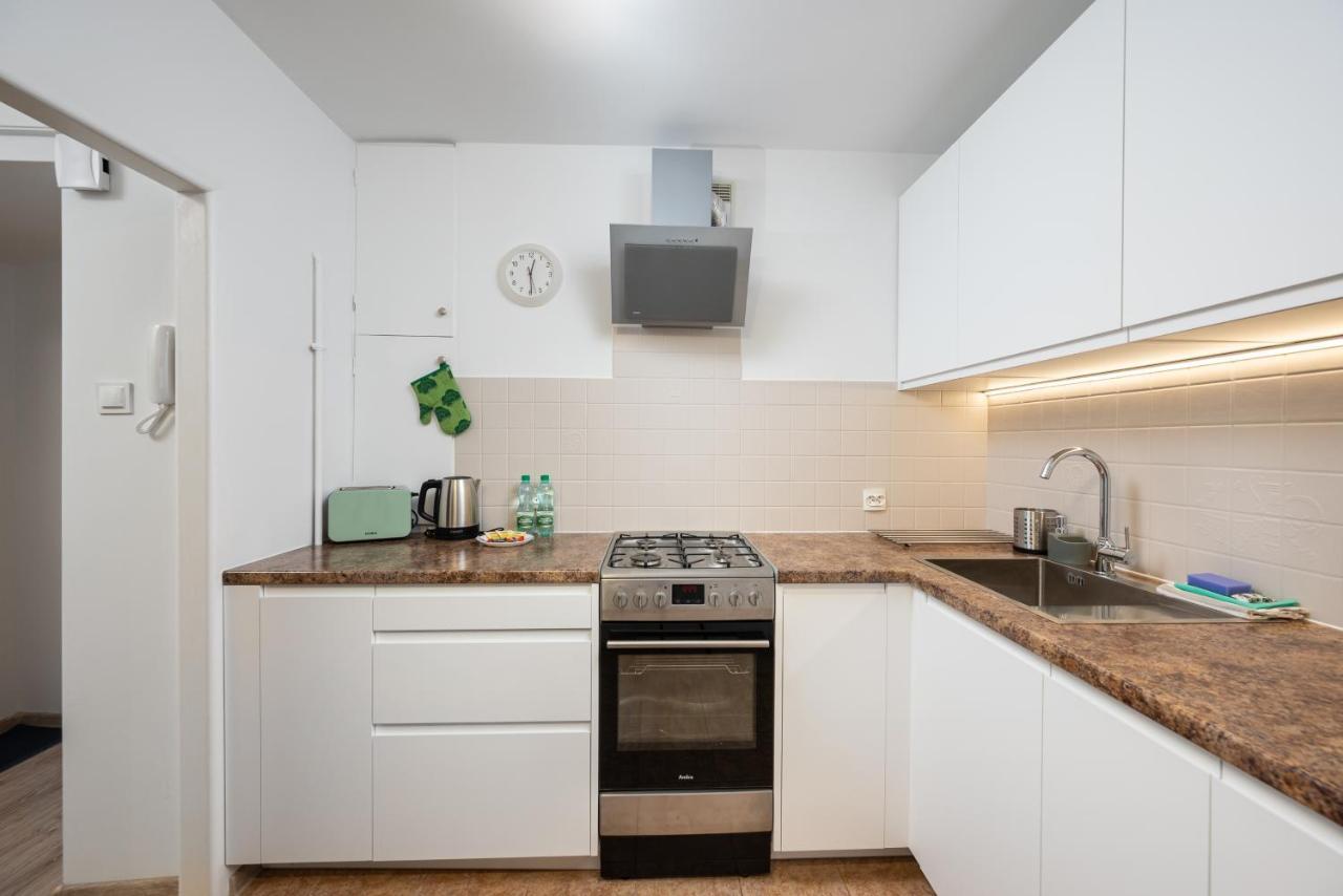 9Th Floor City View Apartment Варшава Экстерьер фото